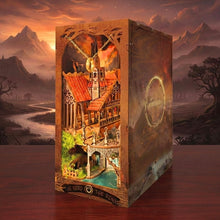Laden Sie das Bild in den Galerie-Viewer, Book Nook - Tal der Magie Figured'Art
