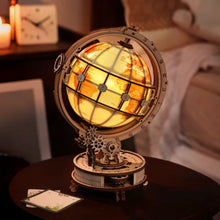 Laden Sie das Bild in den Galerie-Viewer, 3D Puzzle - Leuchtender Globus 1 Figured'Art