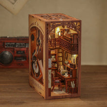Laden Sie das Bild in den Galerie-Viewer, Book Nook - Der geheime Rhythmus