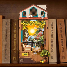 Laden Sie das Bild in den Galerie-Viewer, Book Nook - Sonnenuntergangsinsel