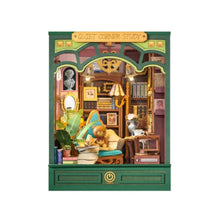 Laden Sie das Bild in den Galerie-Viewer, Book Nook - Ruhige Eckstudie