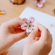 Laden Sie das Bild in den Galerie-Viewer, 3D Puzzle - Sakura