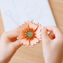 Laden Sie das Bild in den Galerie-Viewer, 3D Puzzle - Hellorangefarbene Gerbera