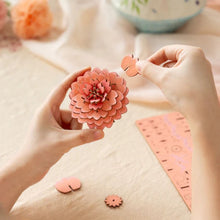 Laden Sie das Bild in den Galerie-Viewer, 3D Puzzle - Rosa Dahlie
