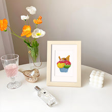 Laden Sie das Bild in den Galerie-Viewer, Mini Diamond Painting 15x20 cm (2 Stück) - Cocktail und Cupcake