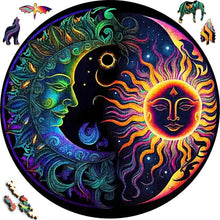 Laden Sie das Bild in den Galerie-Viewer, 2D Holzpuzzle – Sonne und Mond