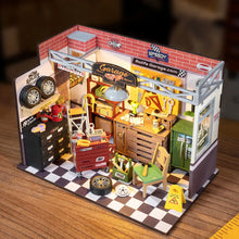 Laden Sie das Bild in den Galerie-Viewer, Miniaturhaus - Garagenwerkstatt