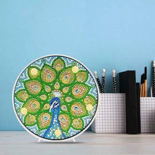 Laden Sie das Bild in den Galerie-Viewer, Licht LED Diamond Painting Pfau
