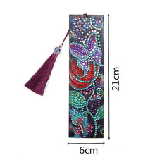 Laden Sie das Bild in den Galerie-Viewer, Lesezeichen Diamond Painting Blume mit Schmetterling