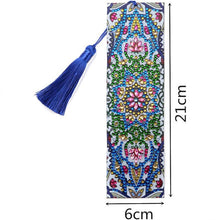 Laden Sie das Bild in den Galerie-Viewer, Lesezeichen Diamond Painting Blume Mandala