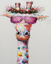 Laden Sie das Bild in den Galerie-Viewer, Malen nach Zahlen Figured'Art – Pop Art Giraffe mit Brille