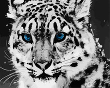 Laden Sie das Bild in den Galerie-Viewer, Malen nach Zahlen – Porträt eines Tigers mit blauen Augen