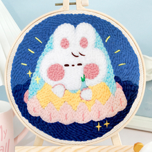 Laden Sie das Bild in den Galerie-Viewer, Punch Needle set Kleine Hasenbraut