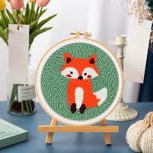 Laden Sie das Bild in den Galerie-Viewer, Punch Needle Fuchs