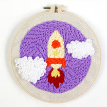 Laden Sie das Bild in den Galerie-Viewer, Punch Needle set Rakete