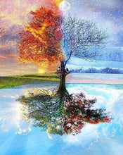 Laden Sie das Bild in den Galerie-Viewer, Kreuzstich – Baum in vier Jahreszeiten
