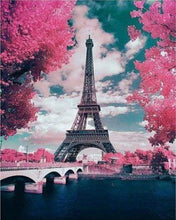 Laden Sie das Bild in den Galerie-Viewer, Kreuzstich – Eiffelturm und Blumen