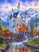 Laden Sie das Bild in den Galerie-Viewer, Diamond Painting, Schloss in den Bergen