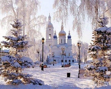 Laden Sie das Bild in den Galerie-Viewer, Malen nach Zahlen für Erwachsene | Kirche und schneebedeckte Straße | Figured'Art