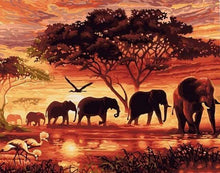 Laden Sie das Bild in den Galerie-Viewer, Malen nach Zahlen für Erwachsene | Elefanten bei Sonnenuntergang | Figured'Art