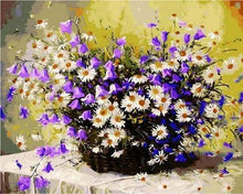 Laden Sie das Bild in den Galerie-Viewer, Malen nach Zahlen für Erwachsene | Gänseblümchen und lila Blumen | Figured'Art