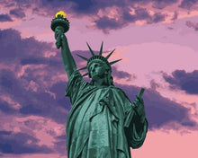 Laden Sie das Bild in den Galerie-Viewer, Malen nach Zahlen für Erwachsene | Freiheitsstatue und rosa Himmel | Figured'Art