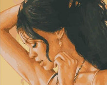 Laden Sie das Bild in den Galerie-Viewer, Malen nach Zahlen für Erwachsene | Frau mit dunklen Haaren | Figured'Art